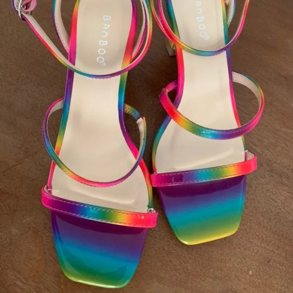 Bamboo heels 7